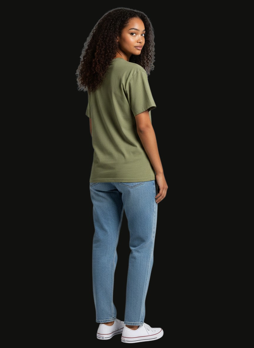 workclo. Heavyweight Oversize T-Shirt aus 100% Baumwolle in Olivgrün mit Rundhalsausschnitt.