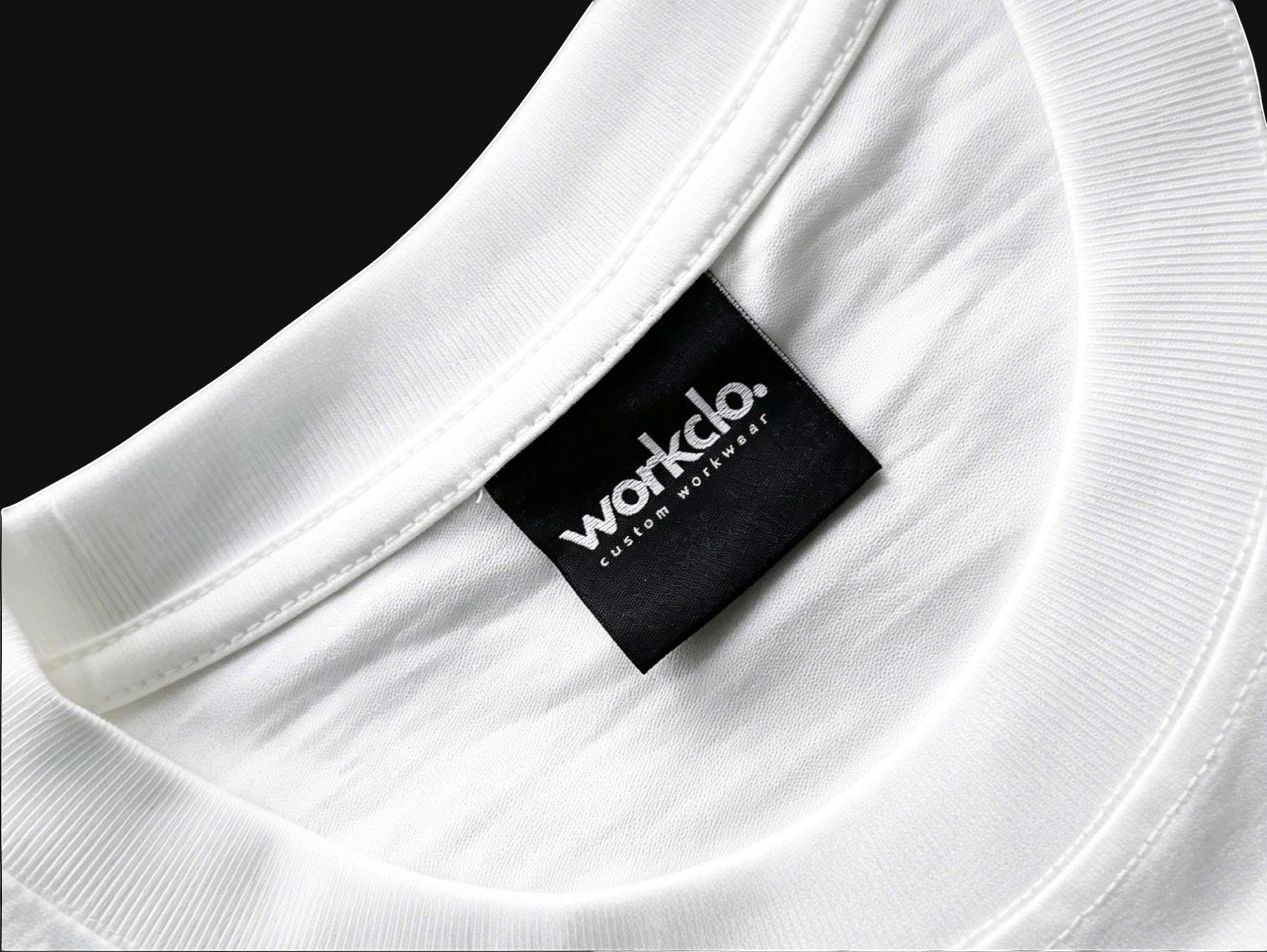 workclo. Oversize Heavyweight T-Shirt aus 100% Baumwolle in Weiß mit schwarzem Label
