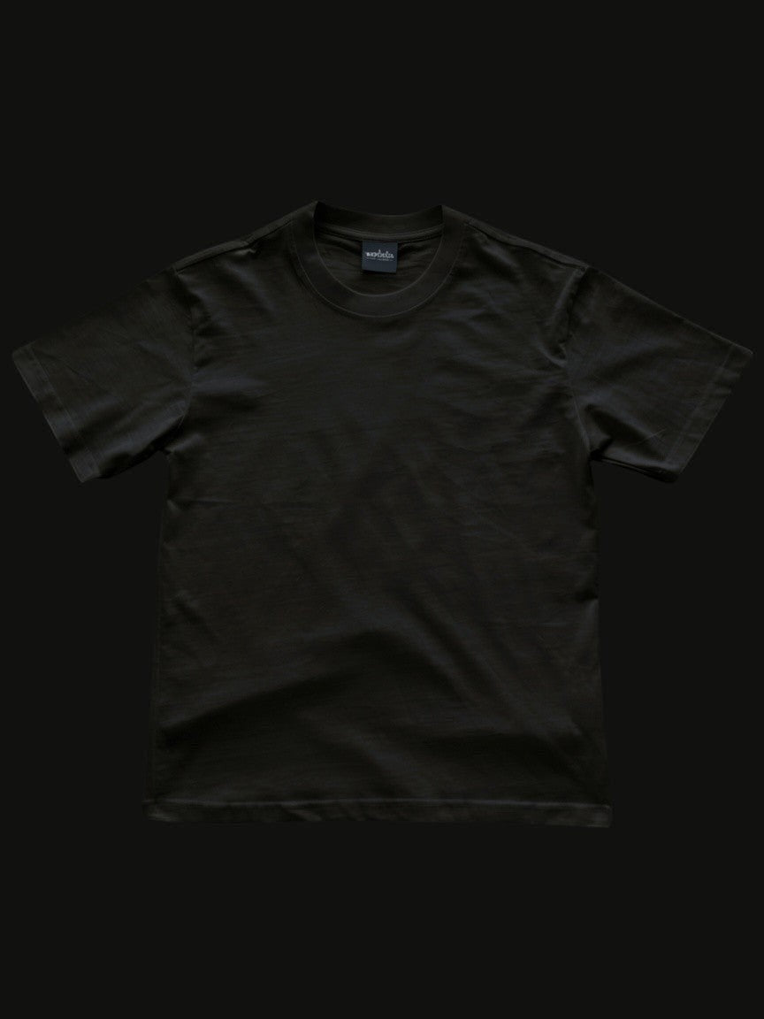 workclo. Heavyweight T-Shirt aus 100% Baumwolle in Weiß, Oversize-Schnitt mit Rundhalsausschnitt und robuster Doppelnaht.